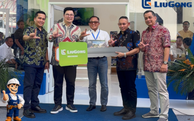 Handover Ceremony – 1st Batch Delivery LiuGong DW105A oleh Panca Traktor Indonesia
